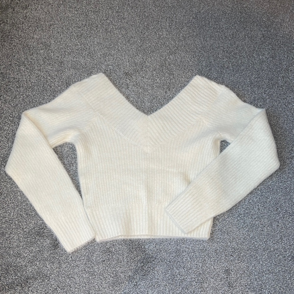 H&M Off-White Sweater